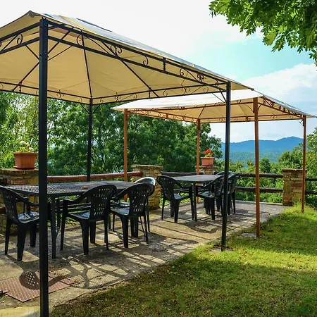 Agriturismo Il Palazzo Tre * Costacciaro